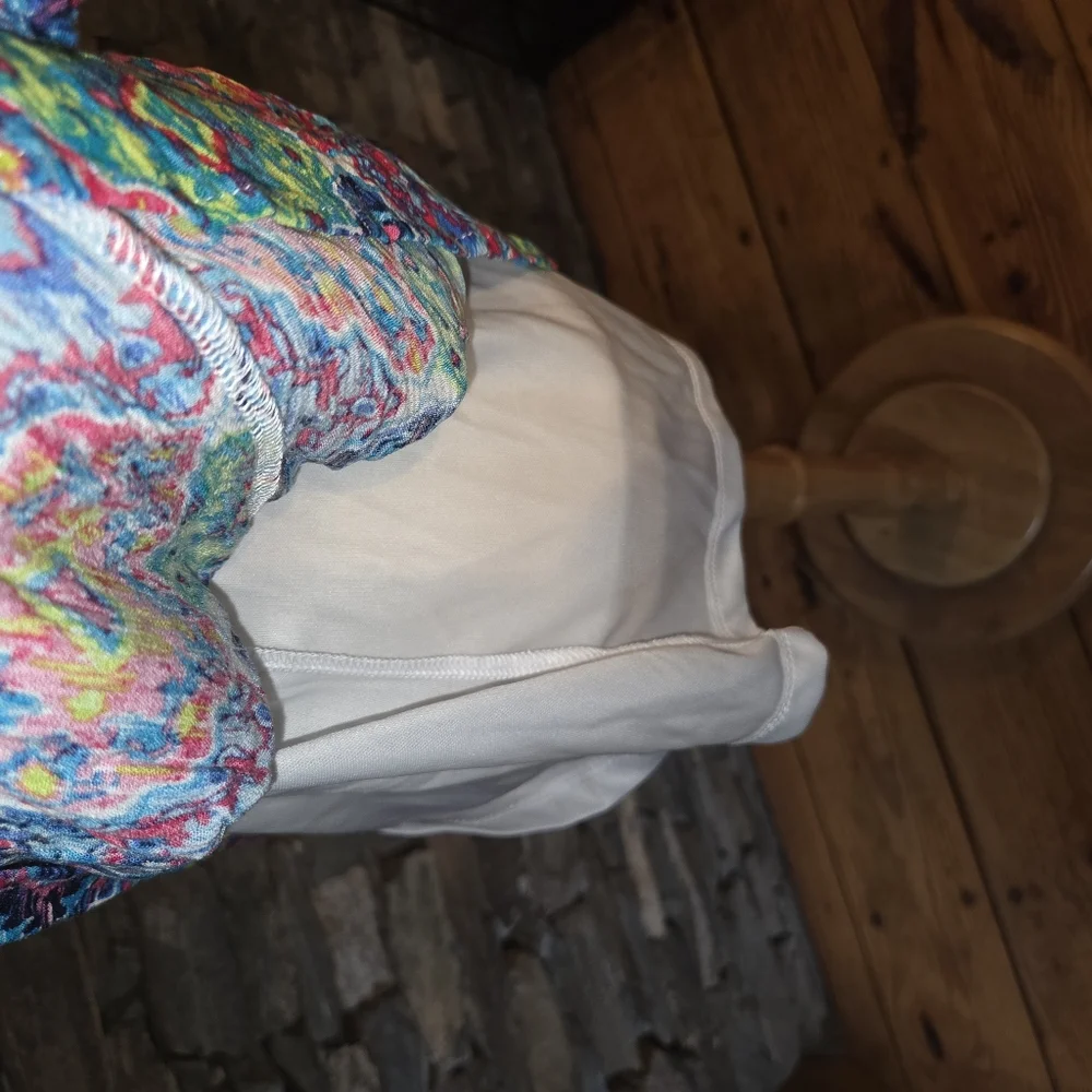 Hailey Lyn NWT Colorful Patterned Women's Off Shoulder With Straps Top - Picture 7 of 11